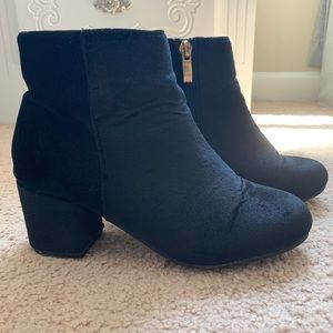 Basic Black Faux Suede Booties